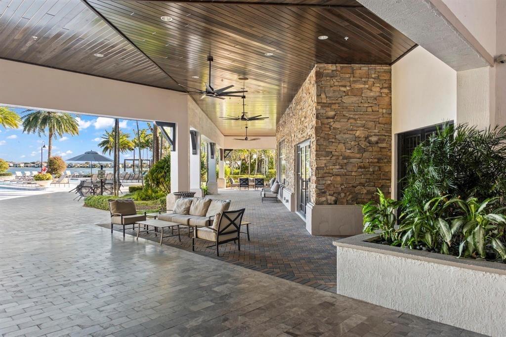 BRUSCHI PROPERTY - Residential