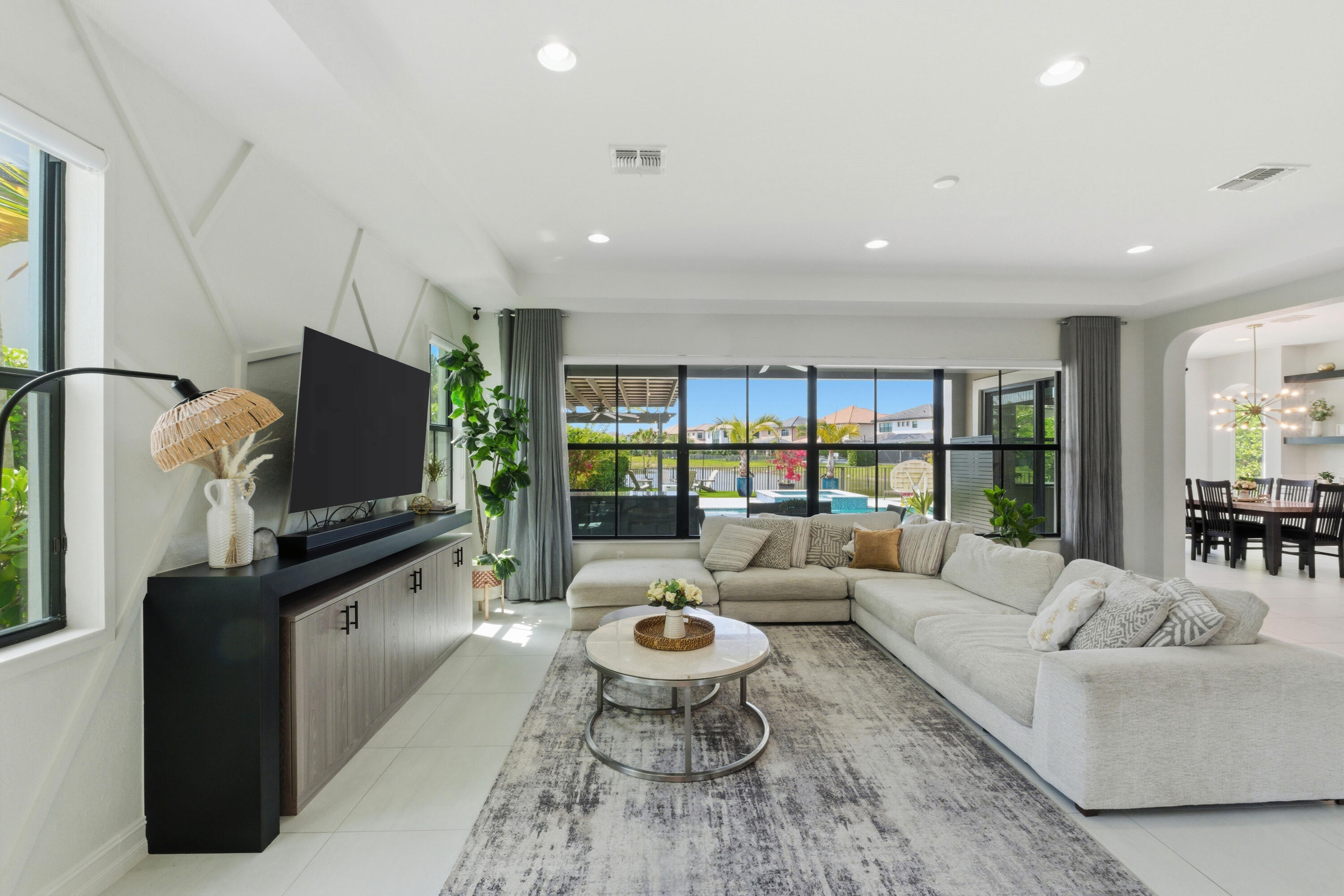 BRUSCHI PROPERTY - Residential