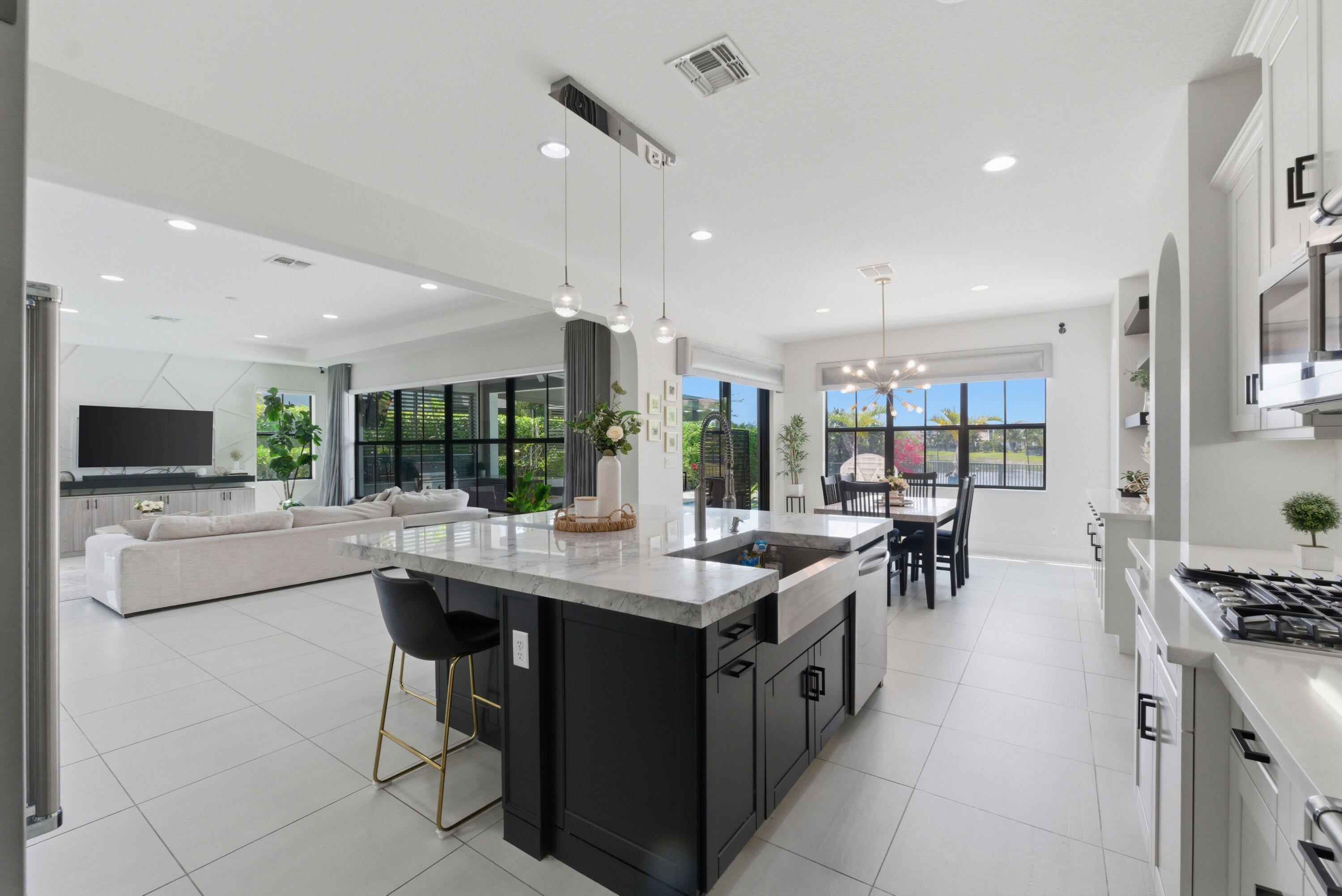 BRUSCHI PROPERTY - Residential