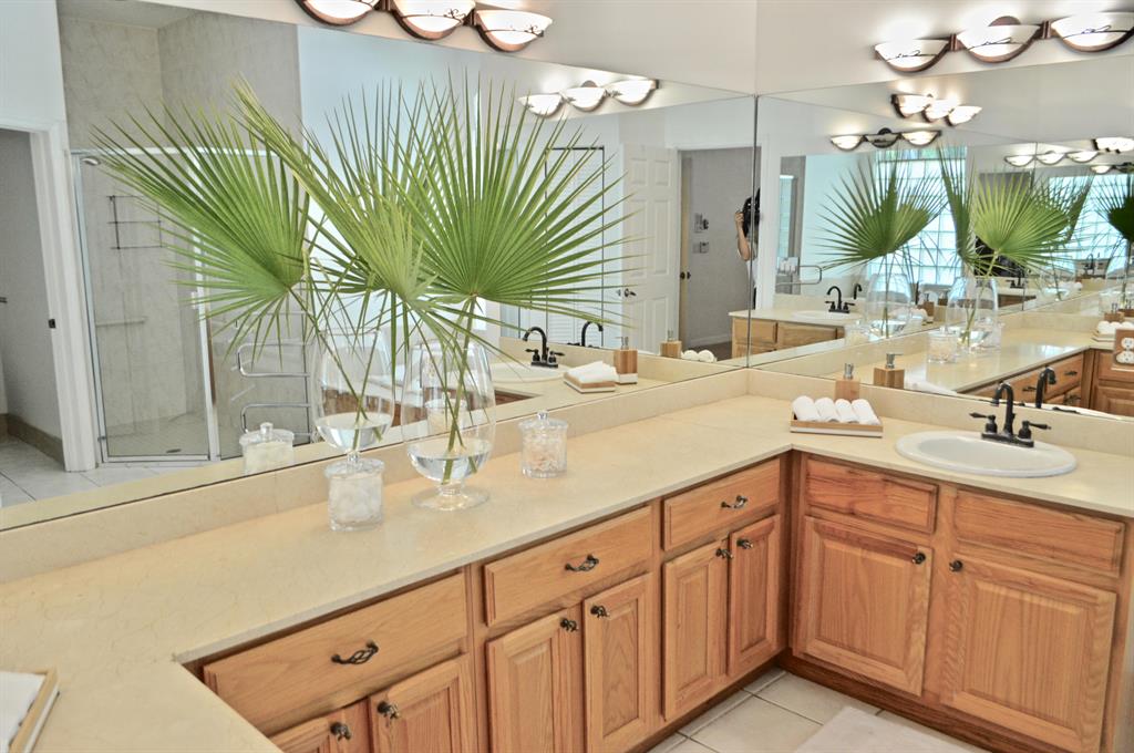 SUGAR POND MANOR OF WELLINGTON - Residential Lease