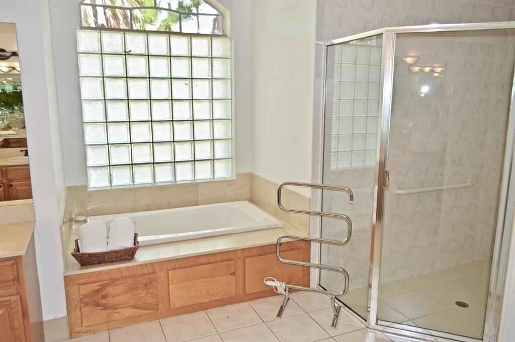 SUGAR POND MANOR OF WELLINGTON - Residential Lease