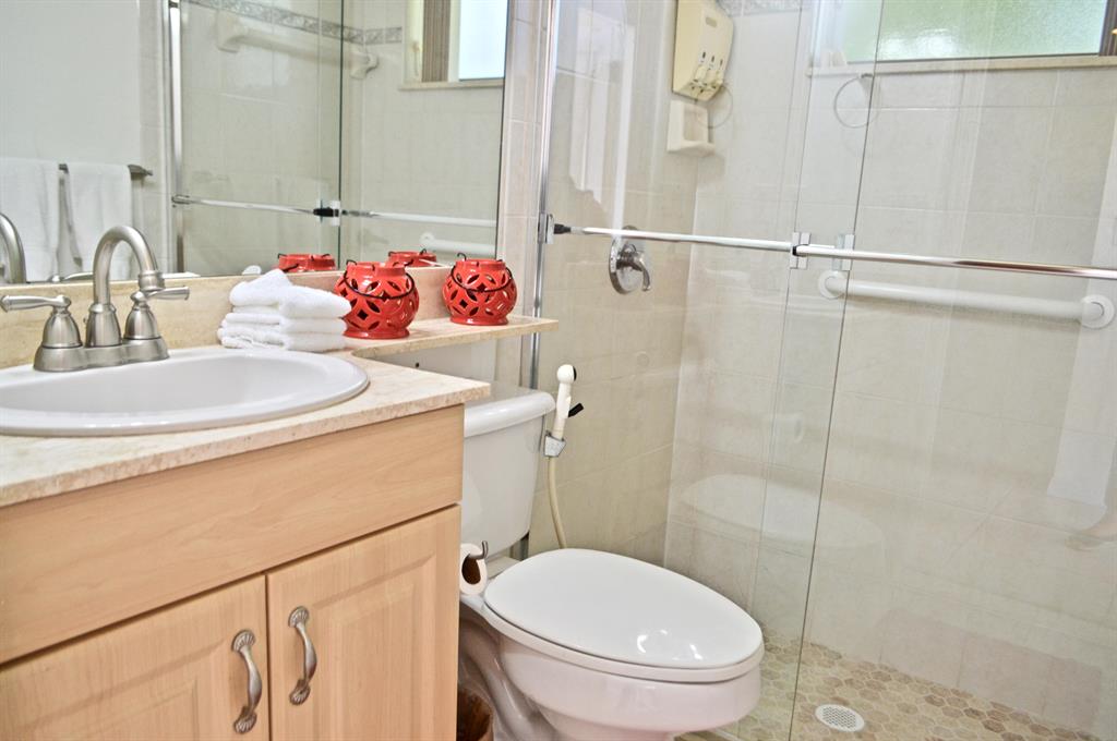 SUGAR POND MANOR OF WELLINGTON - Residential Lease