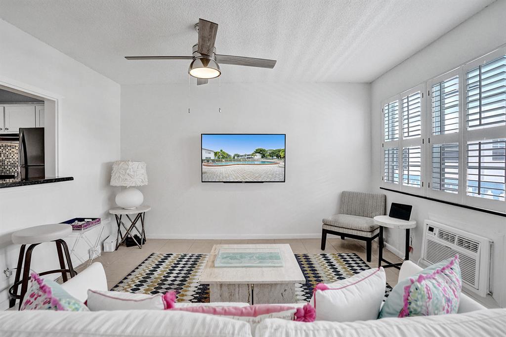 DURHAM I CONDO - Residential