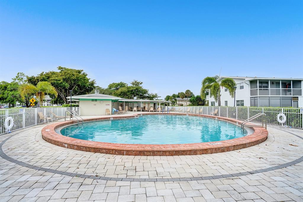 DURHAM I CONDO - Residential