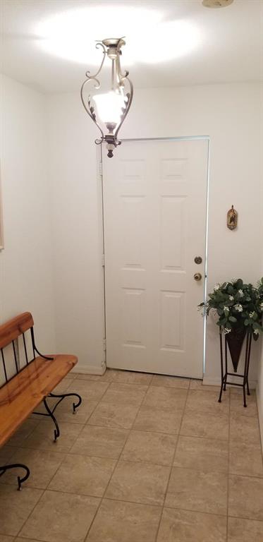 SPANISH LAKES RIVERFRONT LEASEHOLD ESTATES - Residential