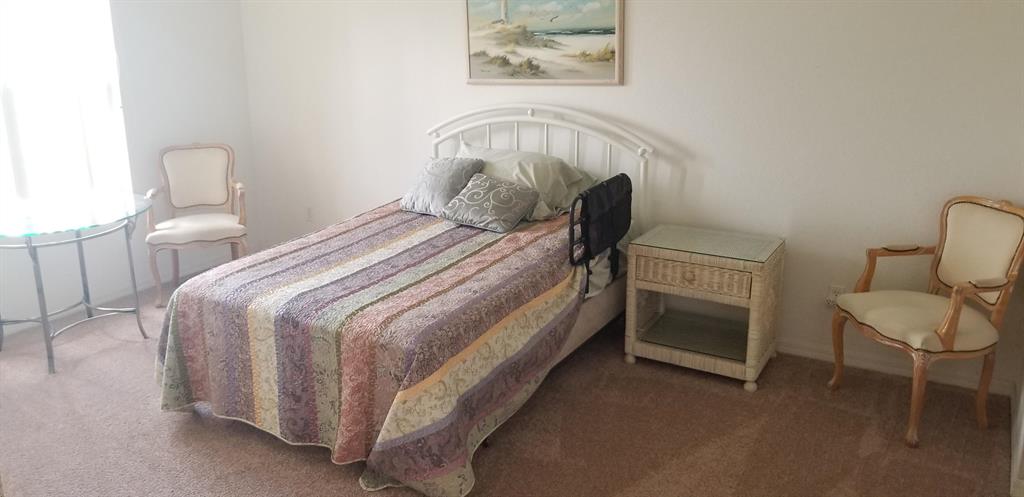 SPANISH LAKES RIVERFRONT LEASEHOLD ESTATES - Residential