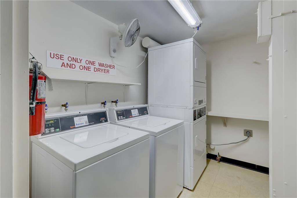 Coral Ridge Towers North - Residential