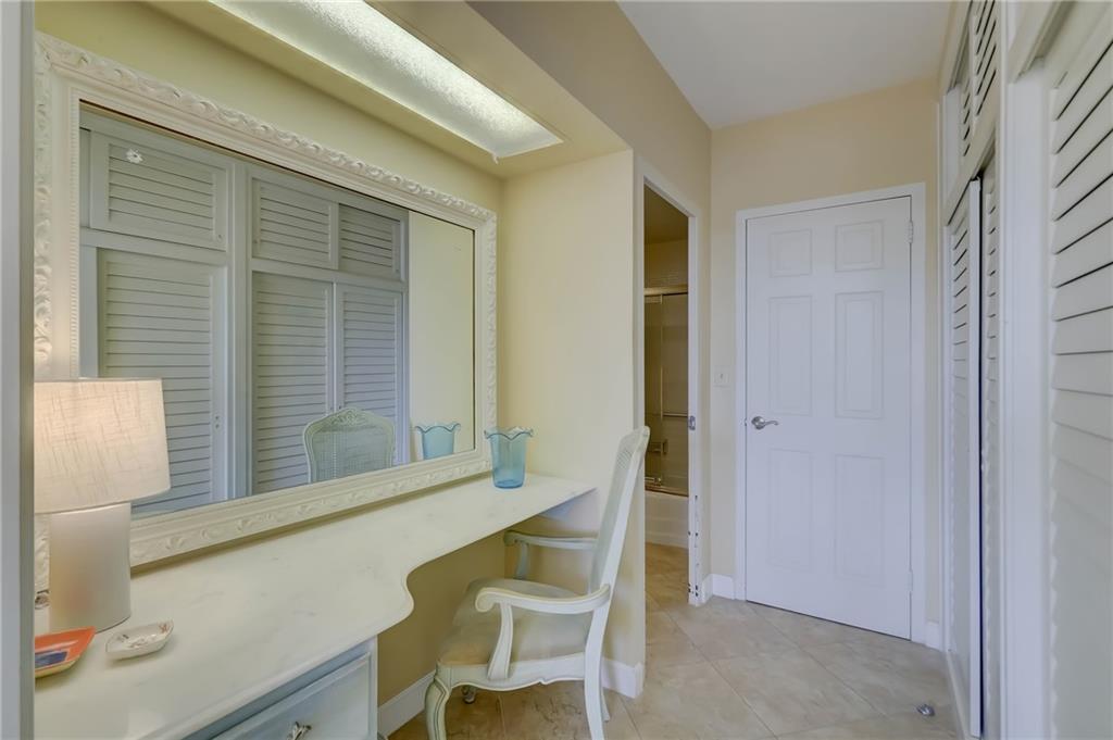 Coral Ridge Towers North - Residential