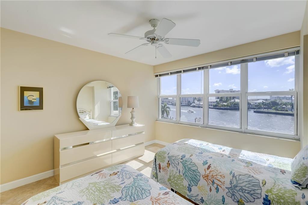 Coral Ridge Towers North - Residential