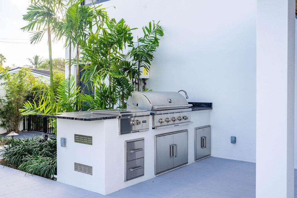 POMPANO WATERWAY ESTATES - Residential