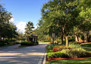 ESTANCIA IV OF VIA VERDE - Residential