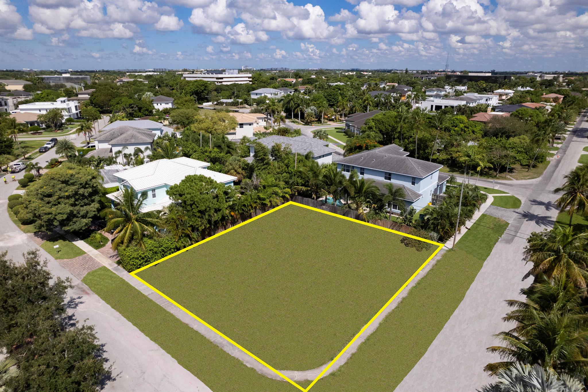 BOCA VILLAS - Residential