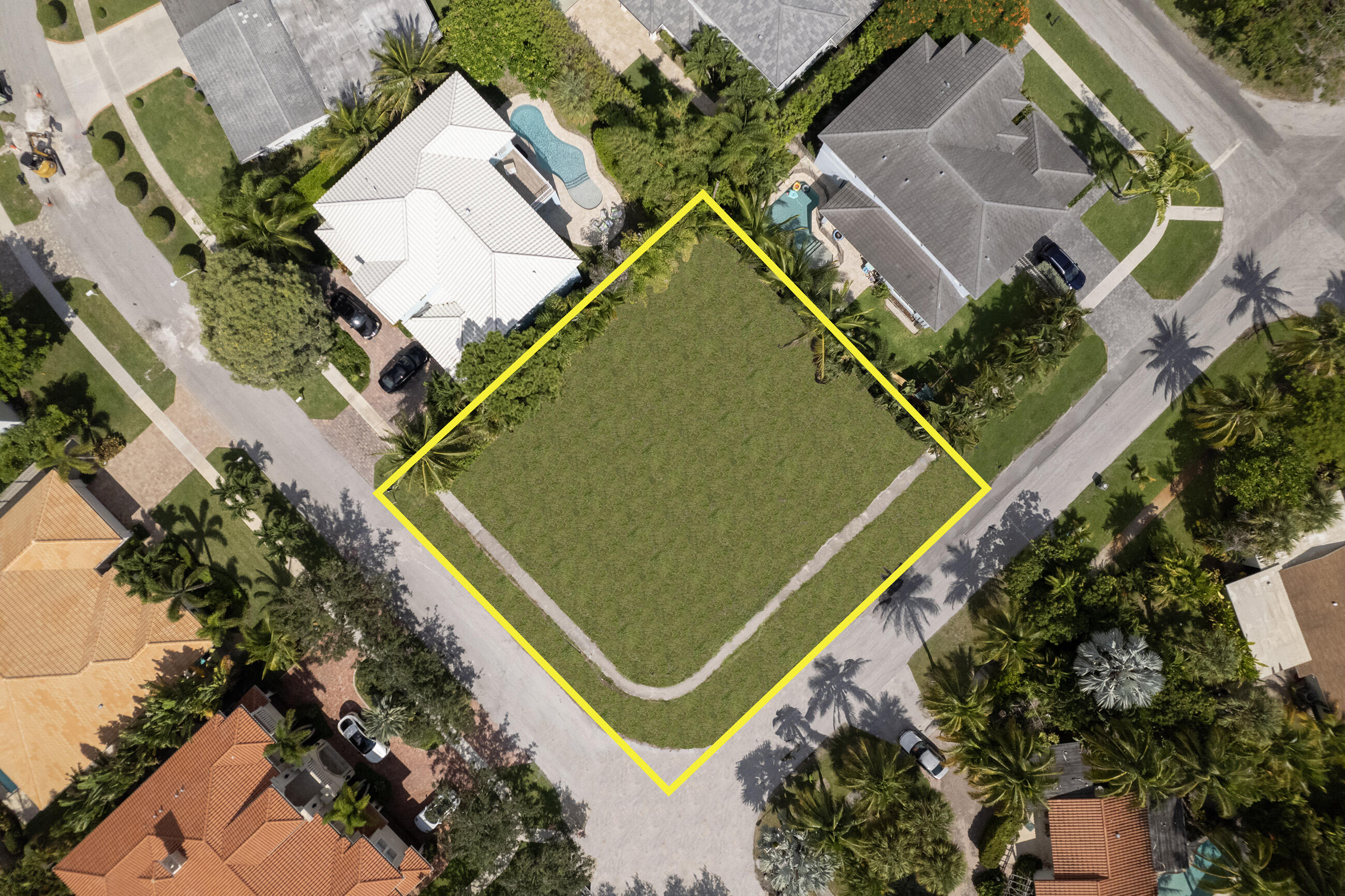 BOCA VILLAS - Residential