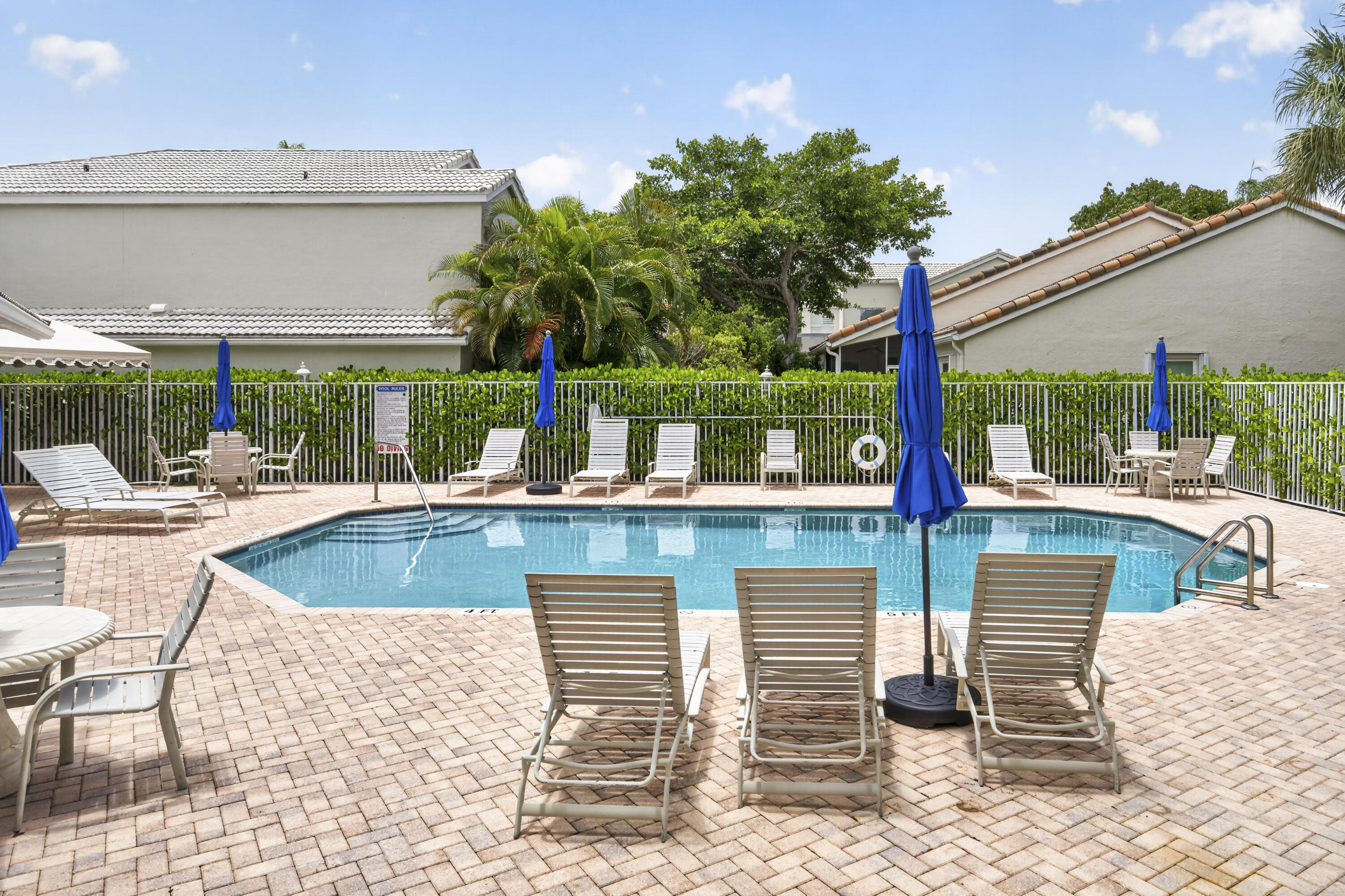 BALBOA POINT BOCA GOLF & TENNIS CLUB - Residential