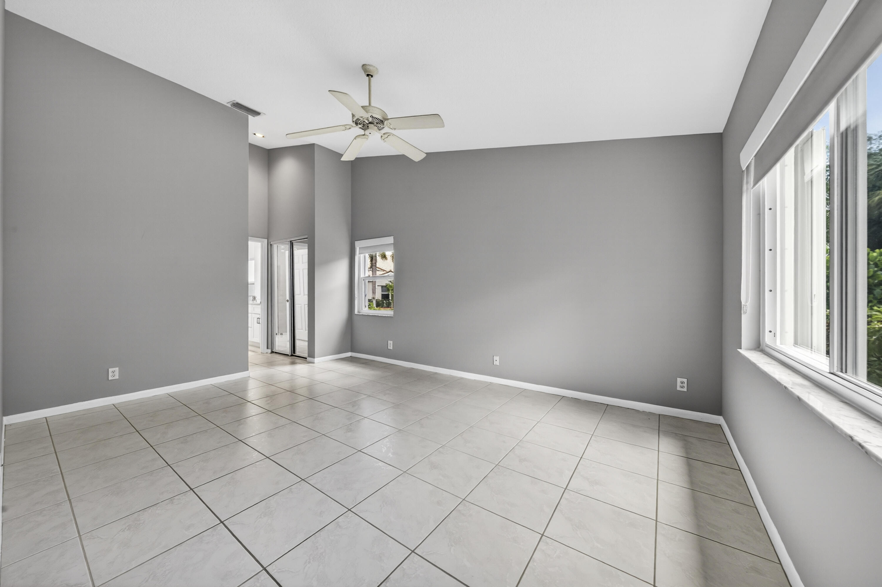 BALBOA POINT BOCA GOLF & TENNIS CLUB - Residential