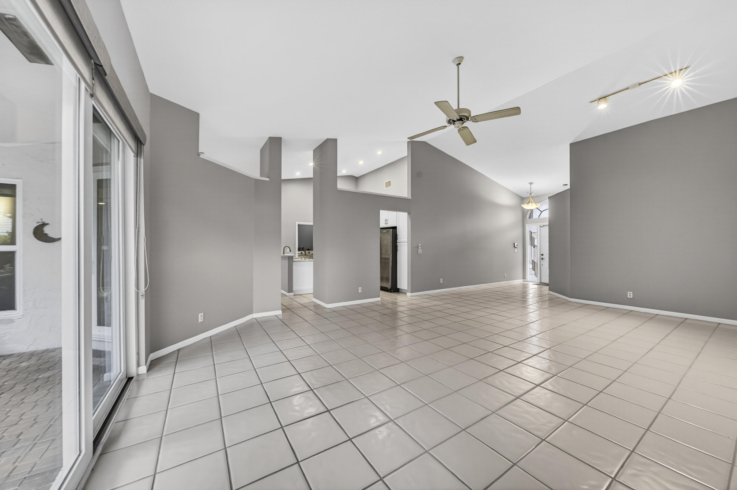 BALBOA POINT BOCA GOLF & TENNIS CLUB - Residential