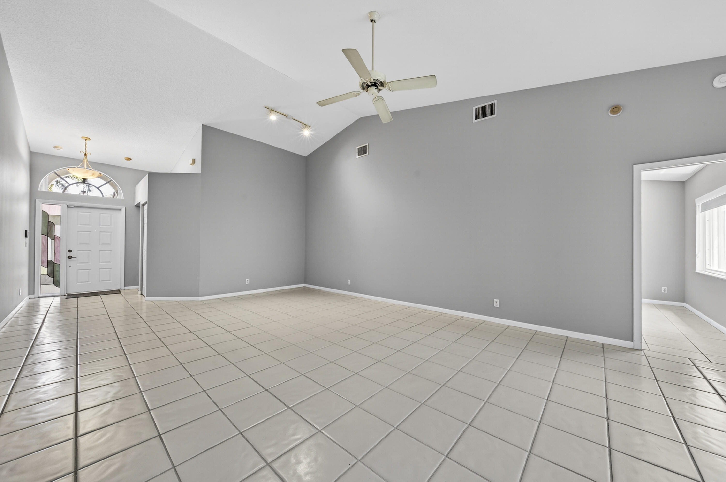 BALBOA POINT BOCA GOLF & TENNIS CLUB - Residential