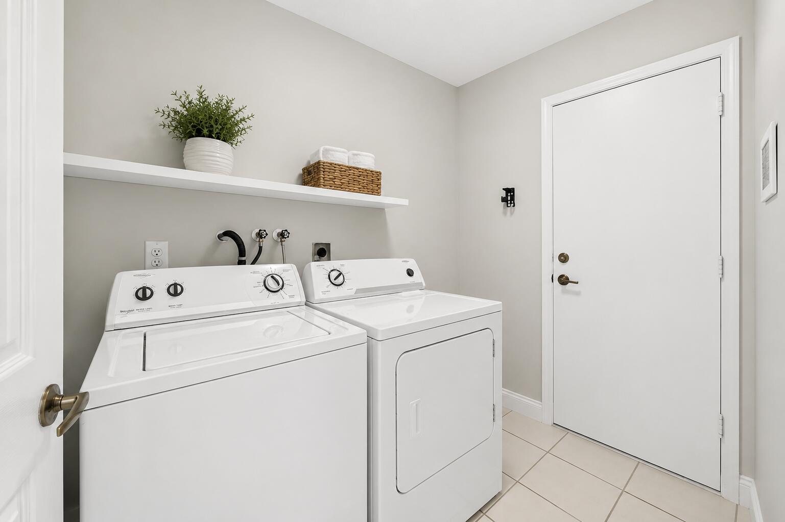 BALBOA POINT BOCA GOLF & TENNIS CLUB - Residential