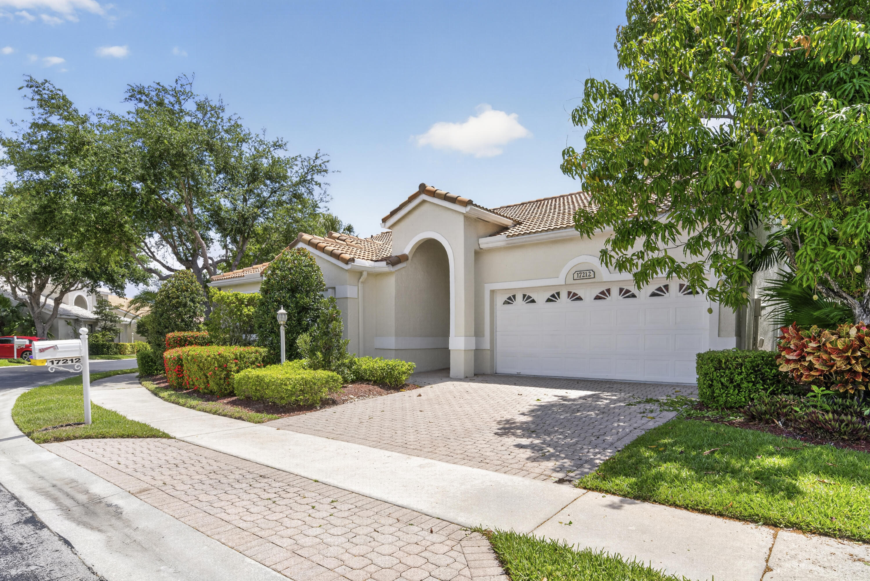 BALBOA POINT BOCA GOLF & TENNIS CLUB - Residential