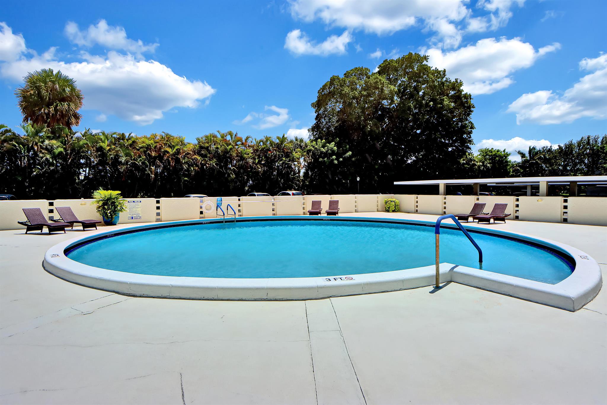 LANDS OF THE PRESIDENT CO - Residential Lease