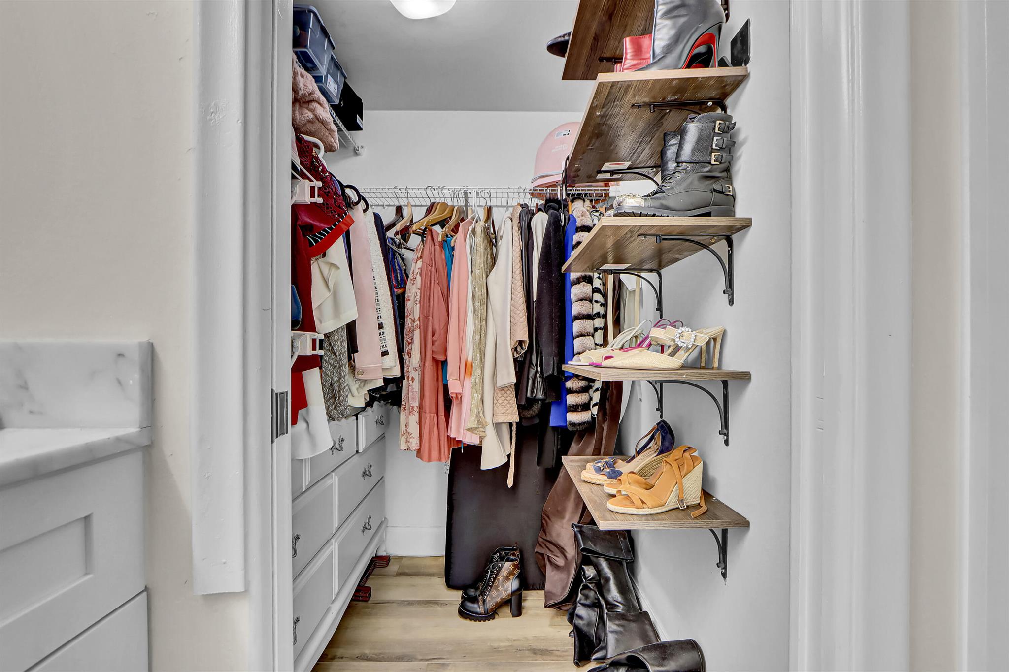 LANDS OF THE PRESIDENT CO - Residential Lease