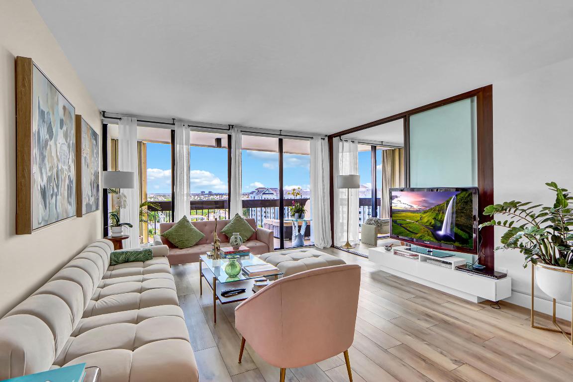 LANDS OF THE PRESIDENT CONDO 2 - Residential Lease