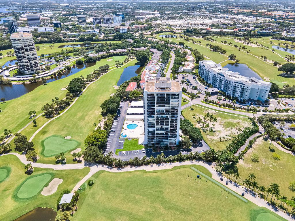 LANDS OF THE PRESIDENT CONDO 2 - Residential Lease