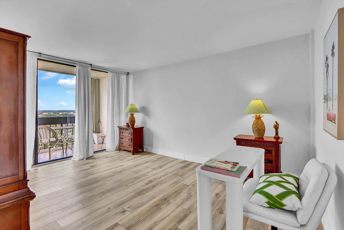 LANDS OF THE PRESIDENT CONDO 2 - Residential Lease