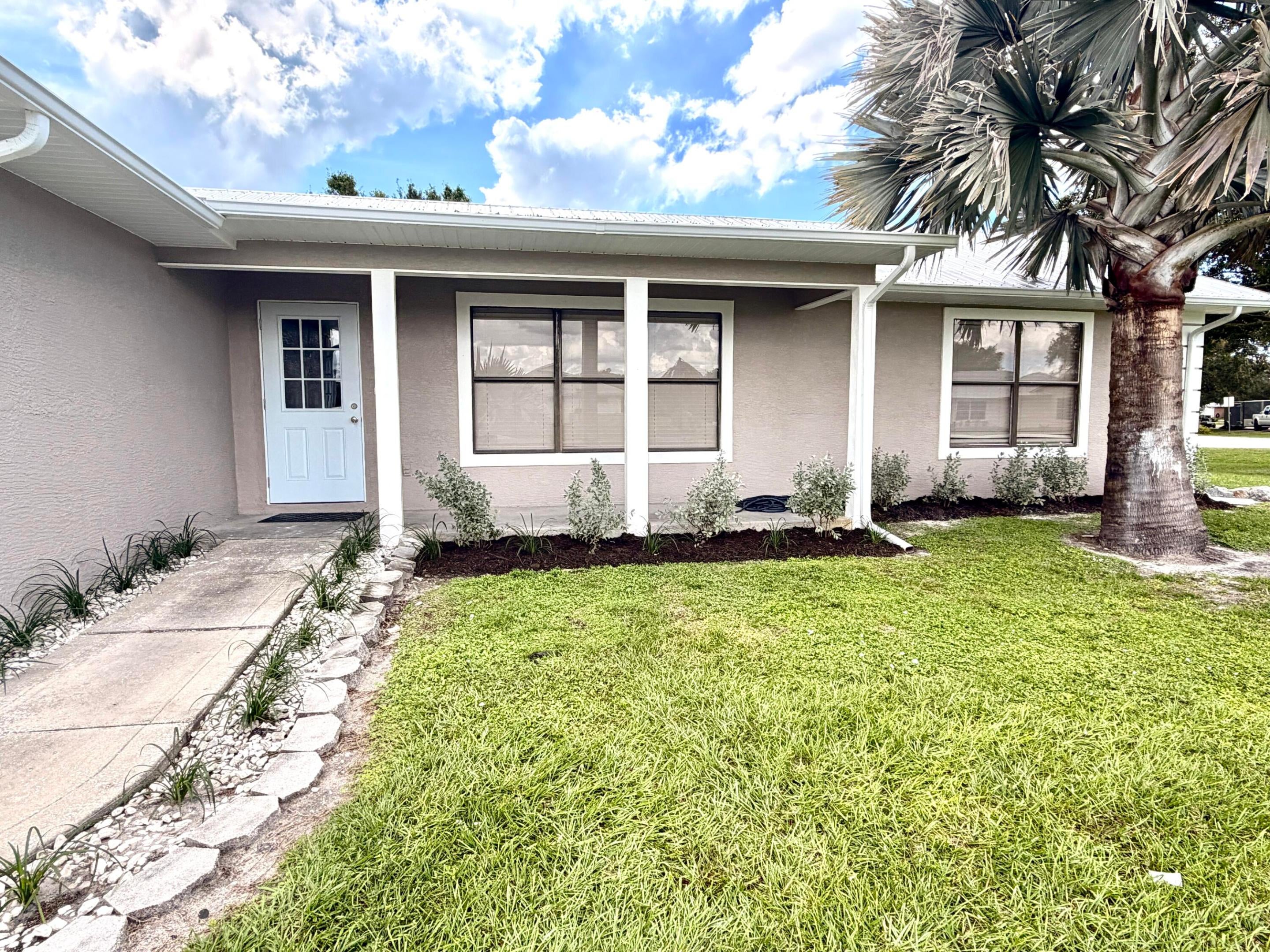 1051 SW 83rd Avenue