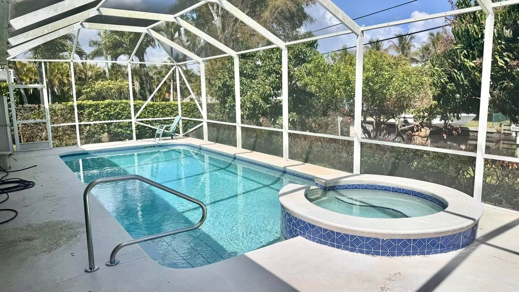 Photo of 510 SW South Carolina Dr, Stuart, FL 34994 (MLS # B26000652)