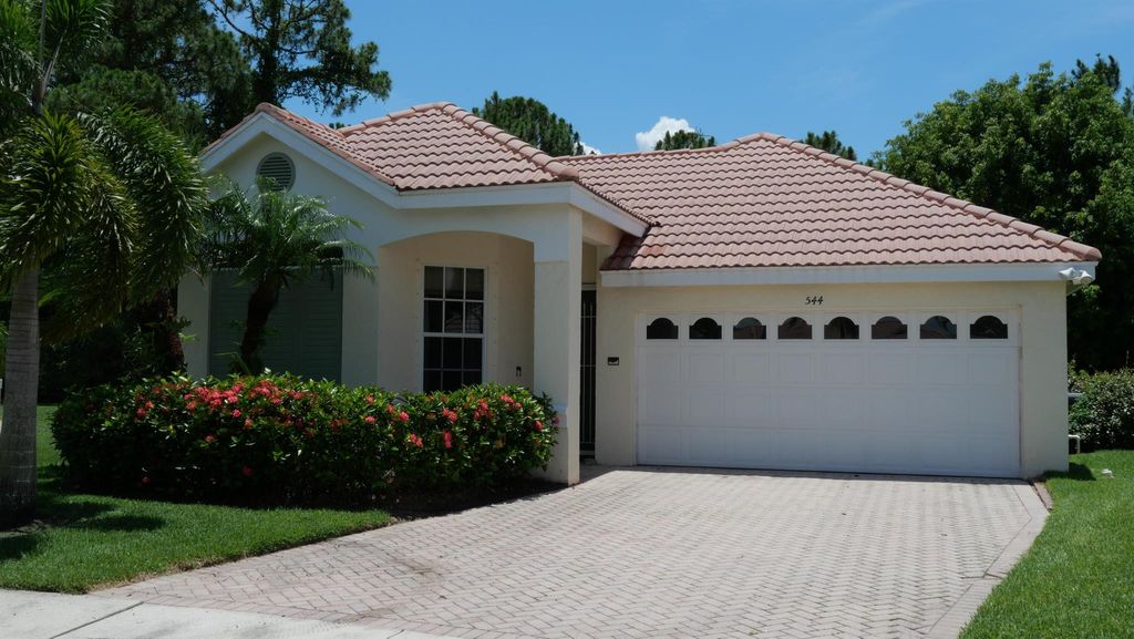 Photo of 544 SW New Castle Cove, Port St Lucie, FL 34986 (MLS # R10896666)