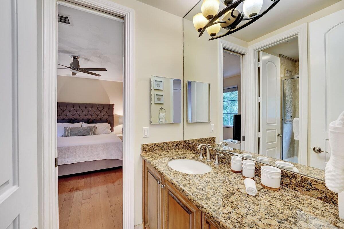 BOYNTON BEACH PARK - Residential Lease