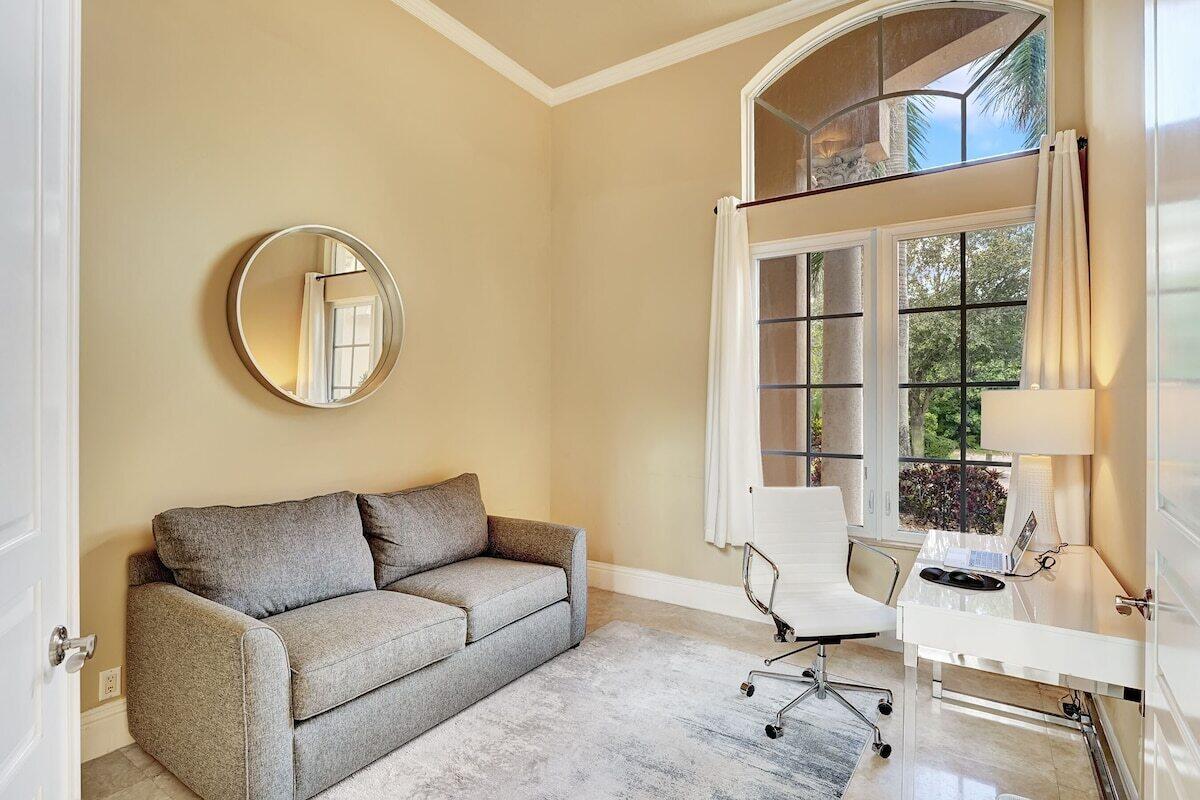 BOYNTON BEACH PARK - Residential Lease