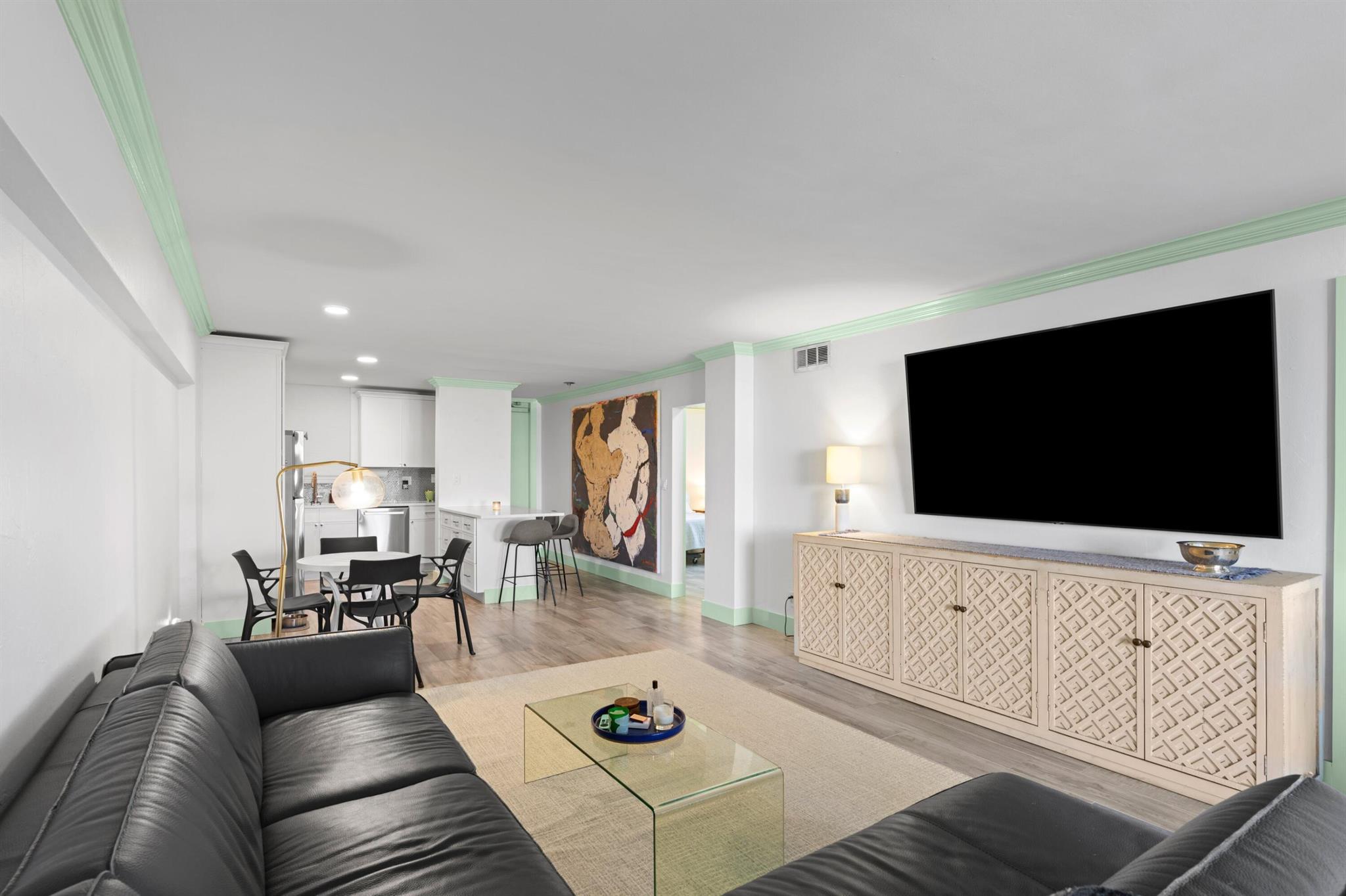 YACHT CLUB TOWERS CONDO - Residential Lease