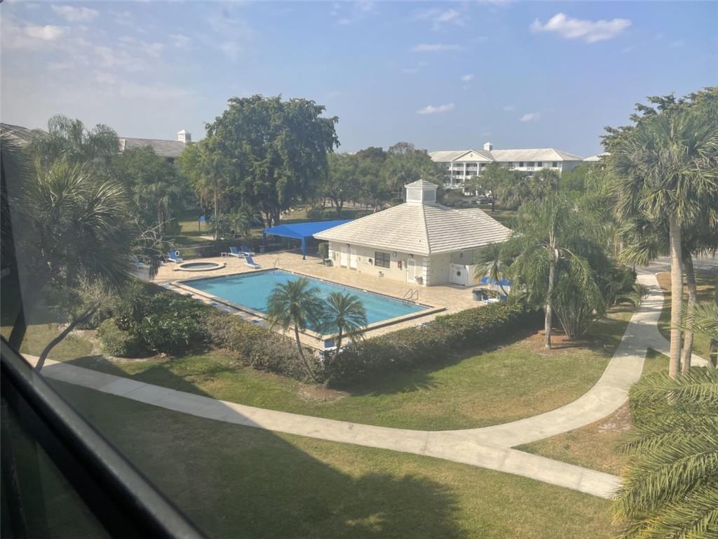 Condo 18 Of Whitehall Con - Residential Lease