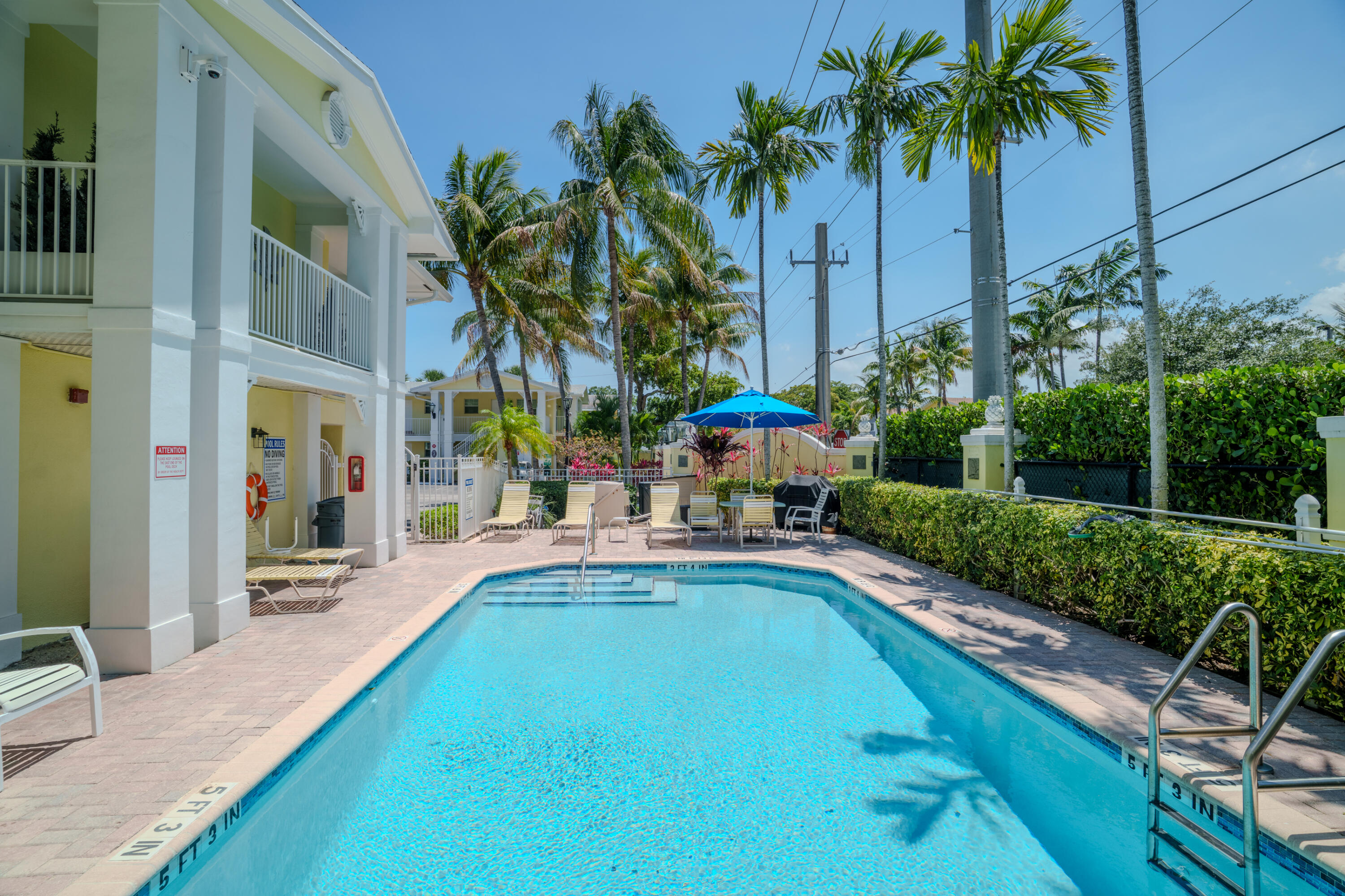 GROVE AT WILTON MANORS CONDO - Residential