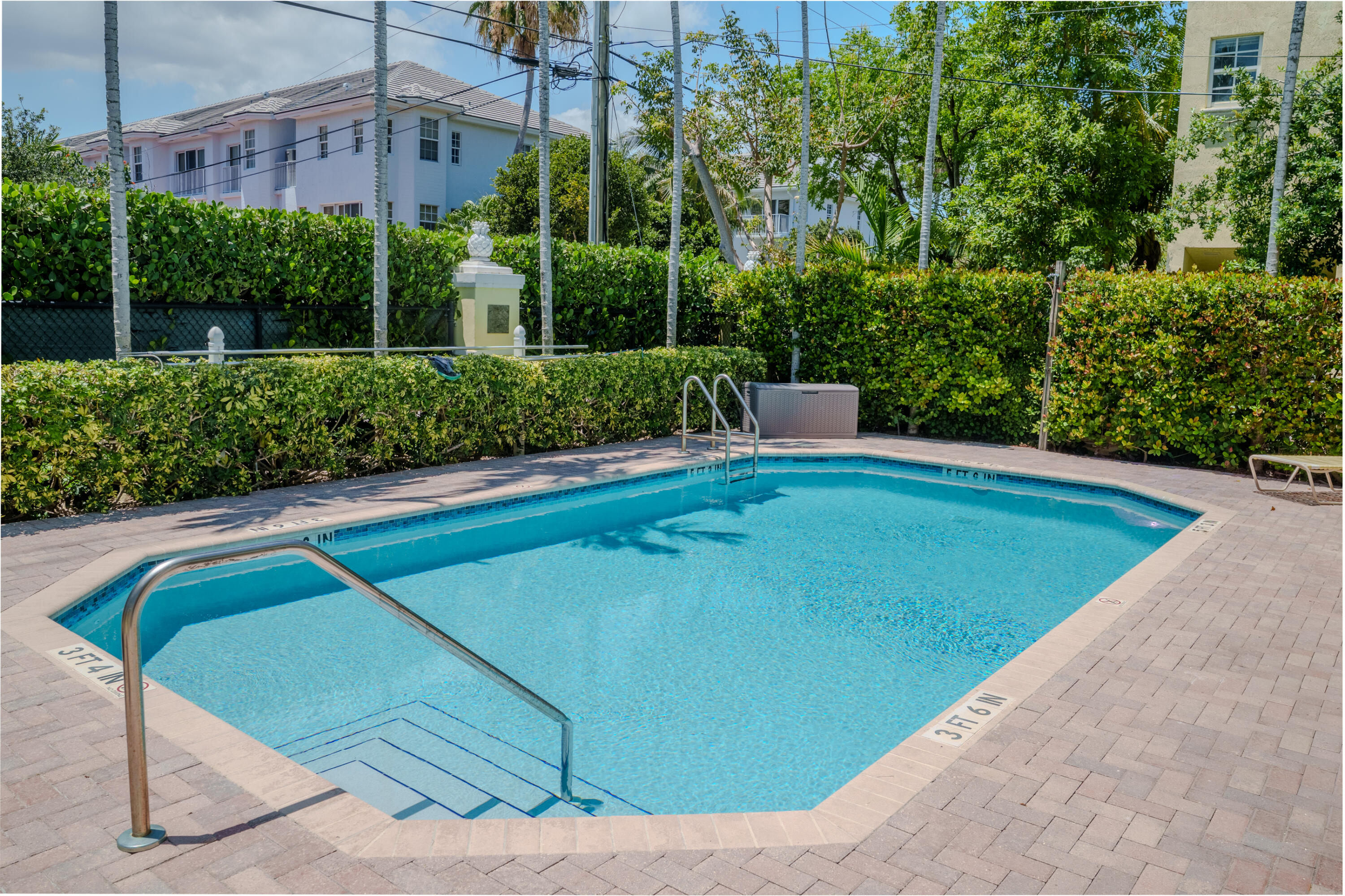 GROVE AT WILTON MANORS CONDO - Residential