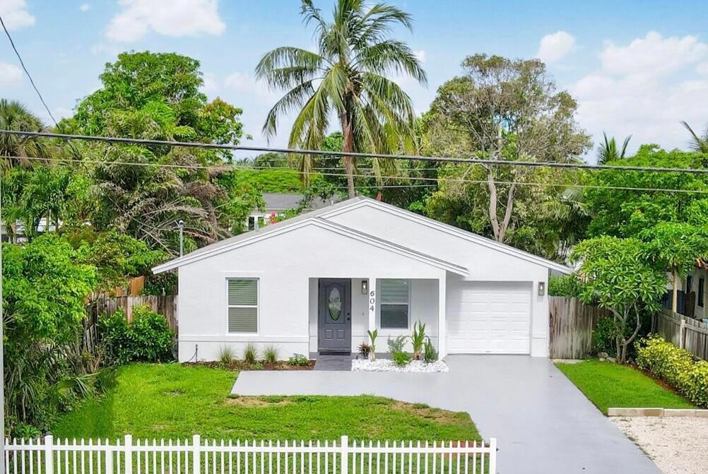 Welcome to Delray Beach.Two minutes from downtown, where you will enjoy art galleries, restaurants, and a 3 min ride to the Beach (.8 miles). This is a very well laid out 3 bed/2 bath home, The garage was transformed to a room for your future gym, storage or office. The lush backyard has plenty of room for a pool and accessory unit. The interior has a dedicated dining space, family and living room, upgraded kitchen & baths, new appliances and tile flooring throughout. Bring your pickiest renters to this house on the BEST street in the HOT Osceola Park.