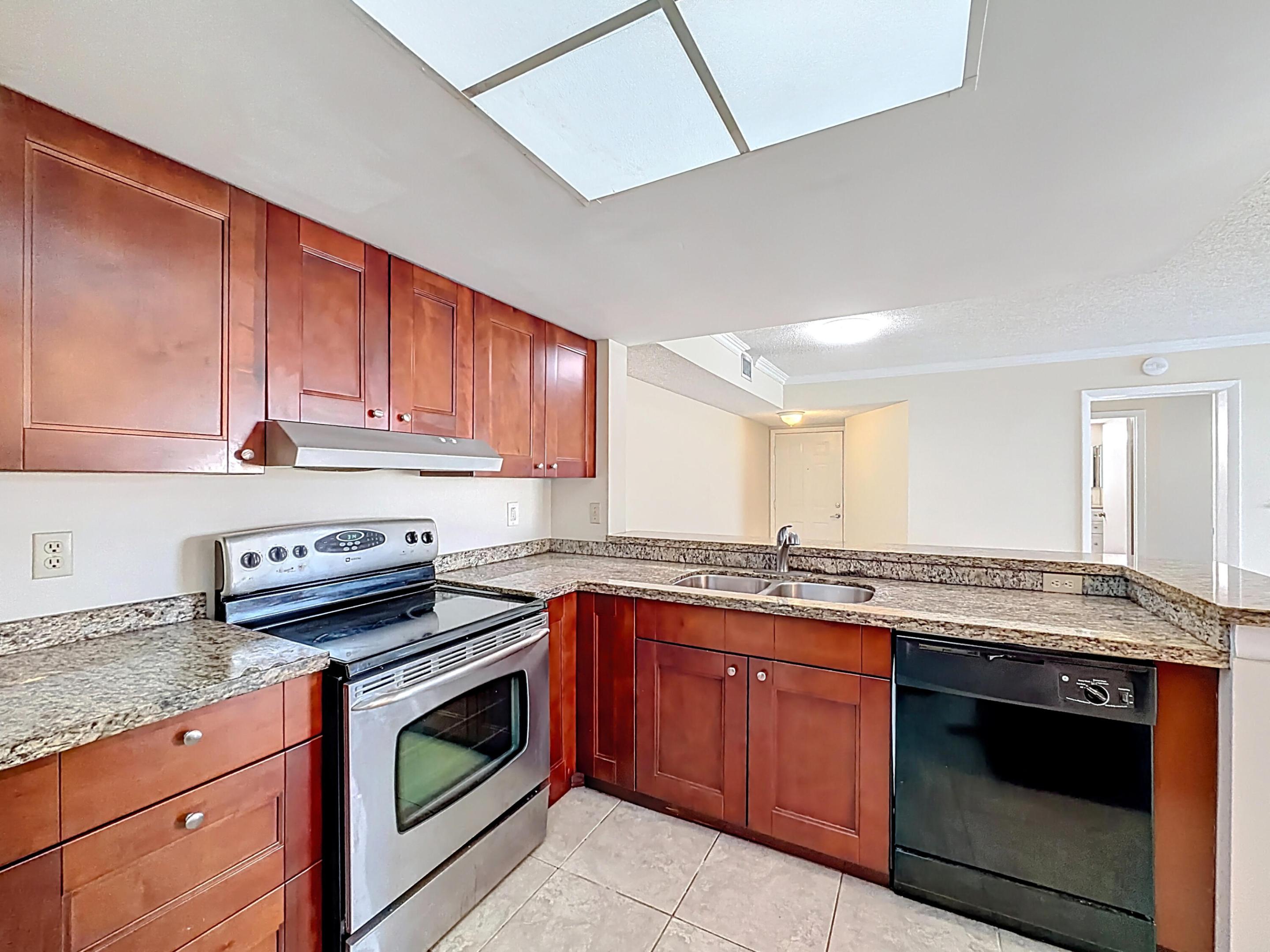 VISCONTI CONDO - Residential