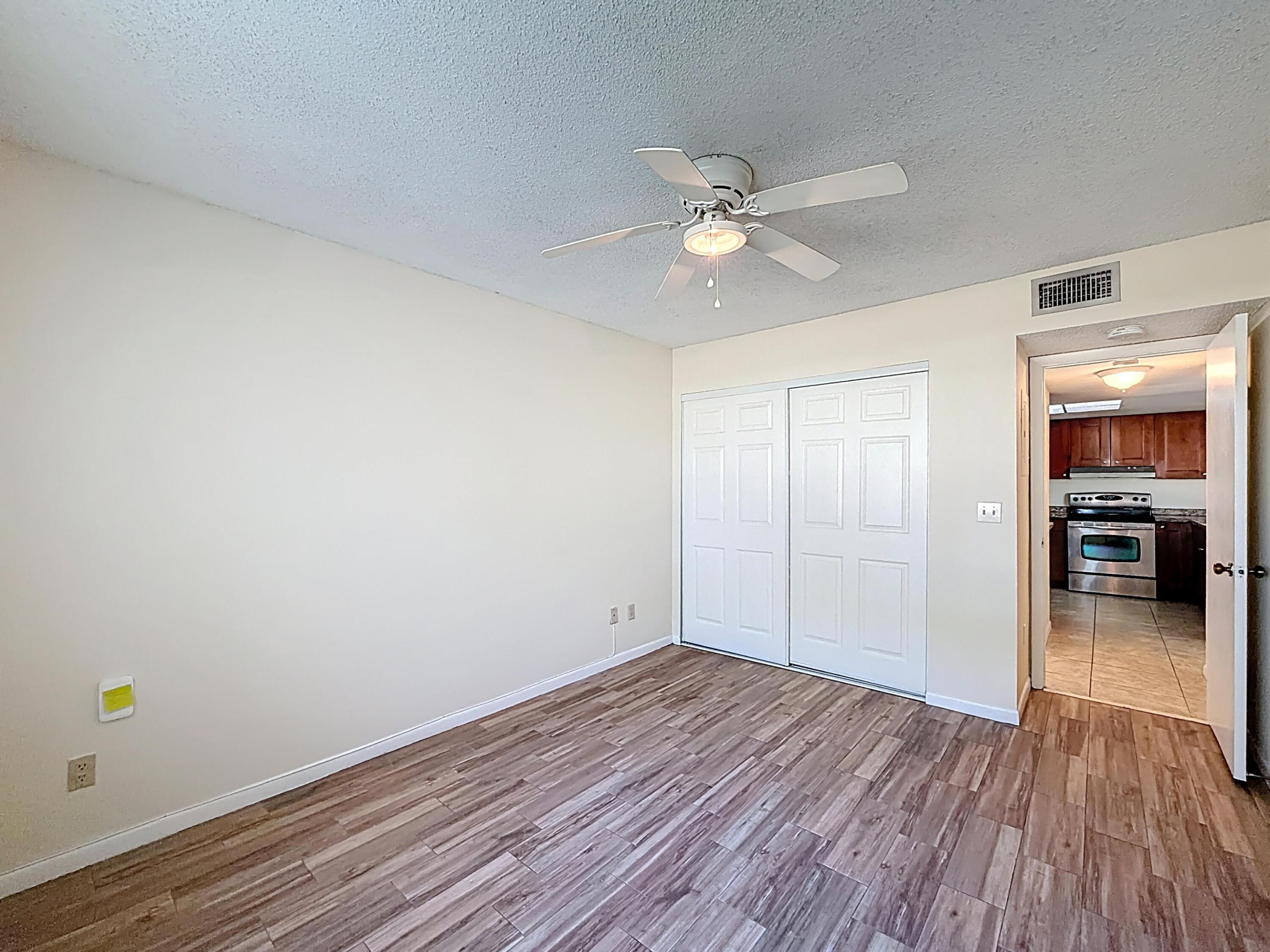 VISCONTI CONDO - Residential