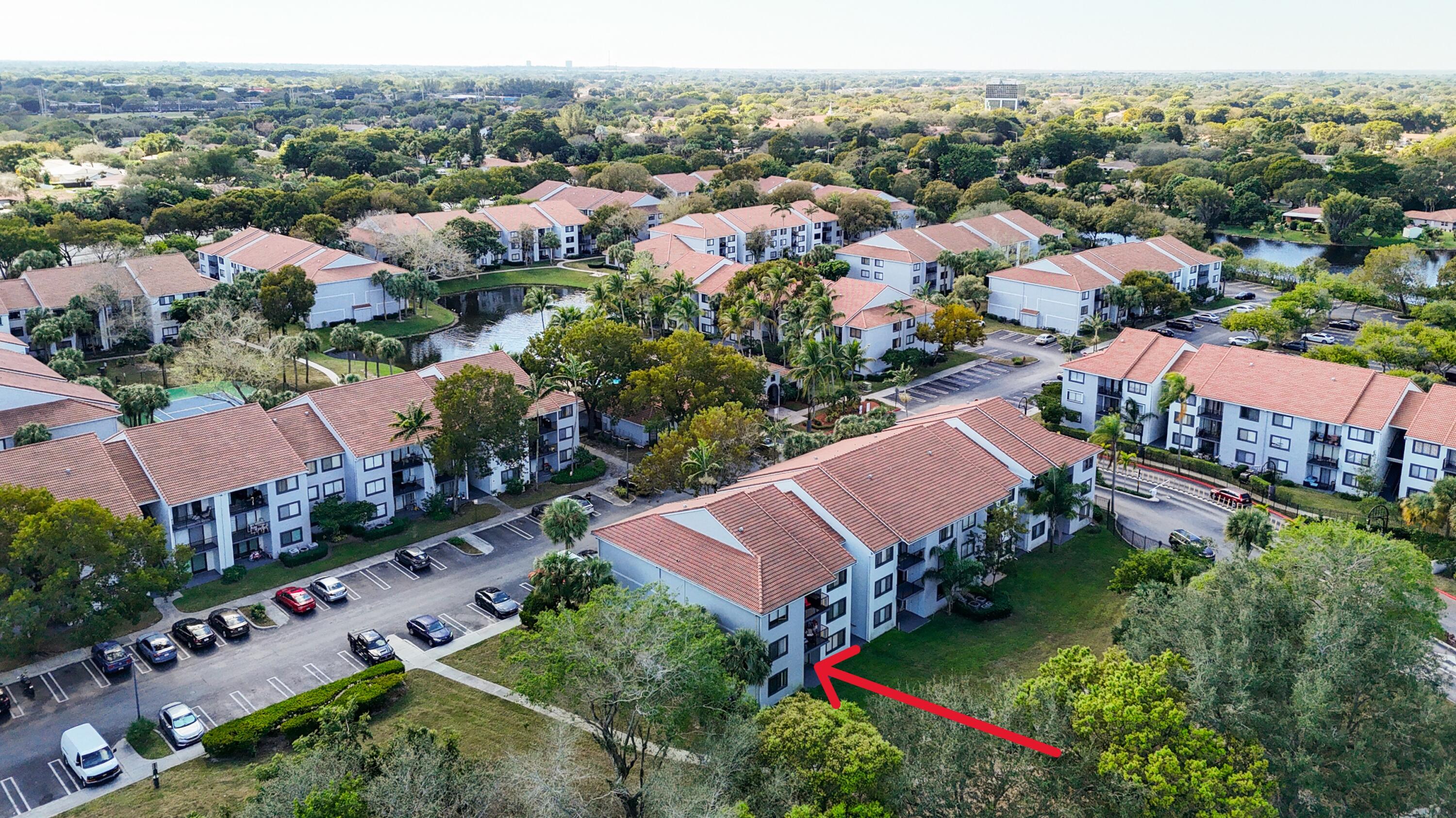 VISCONTI CONDO - Residential