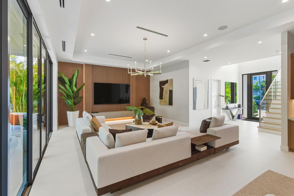 BOCA RATON RIVIERA - Residential