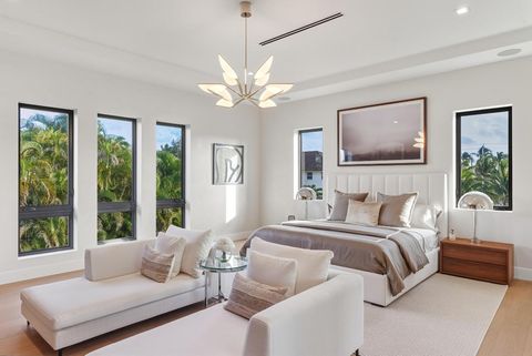 Tiny photo for 450 NE Spanish Court, Boca Raton, FL 33432 (MLS # R11151898)