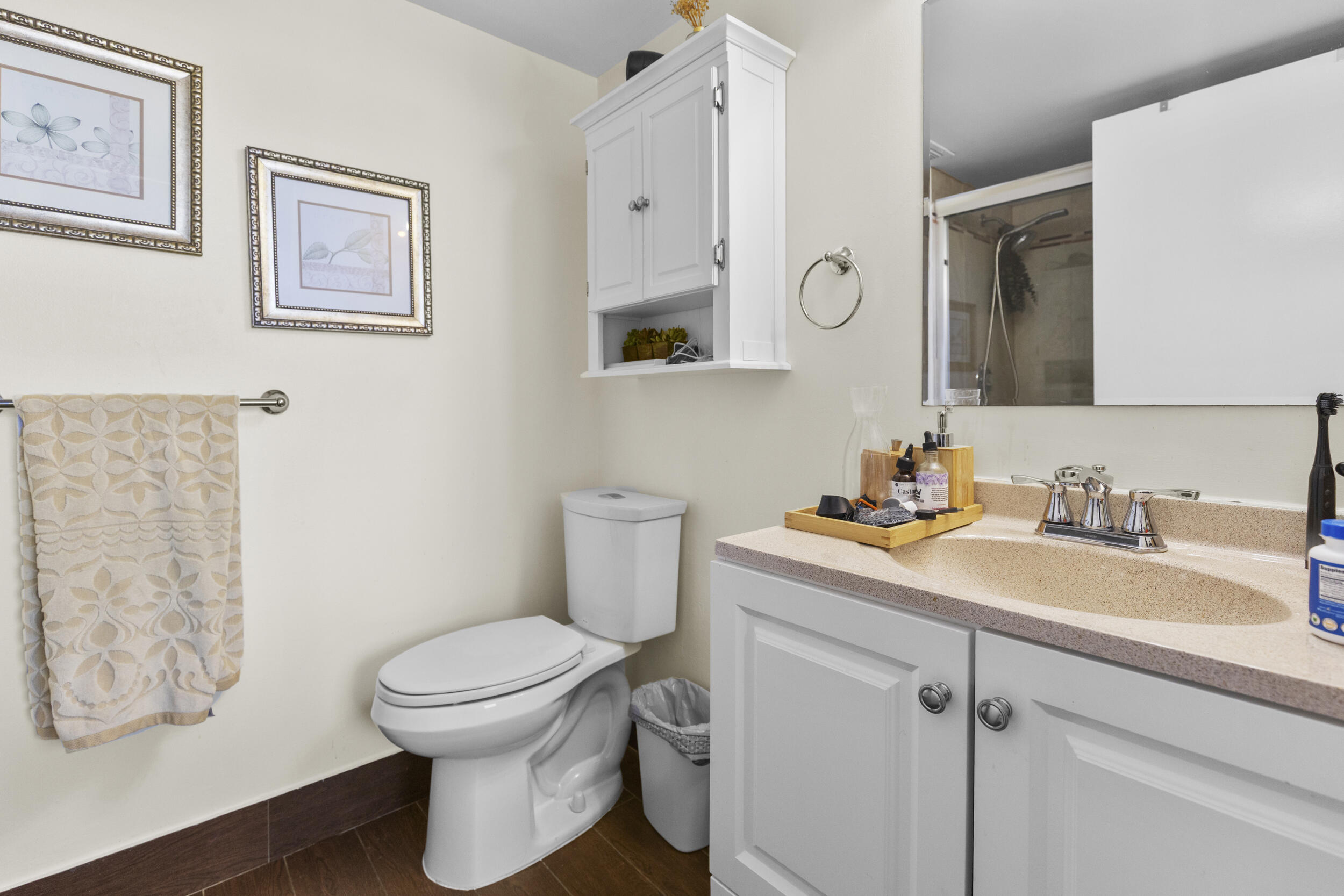 VILLAGES OF ORIOLE BONAIRE - Residential