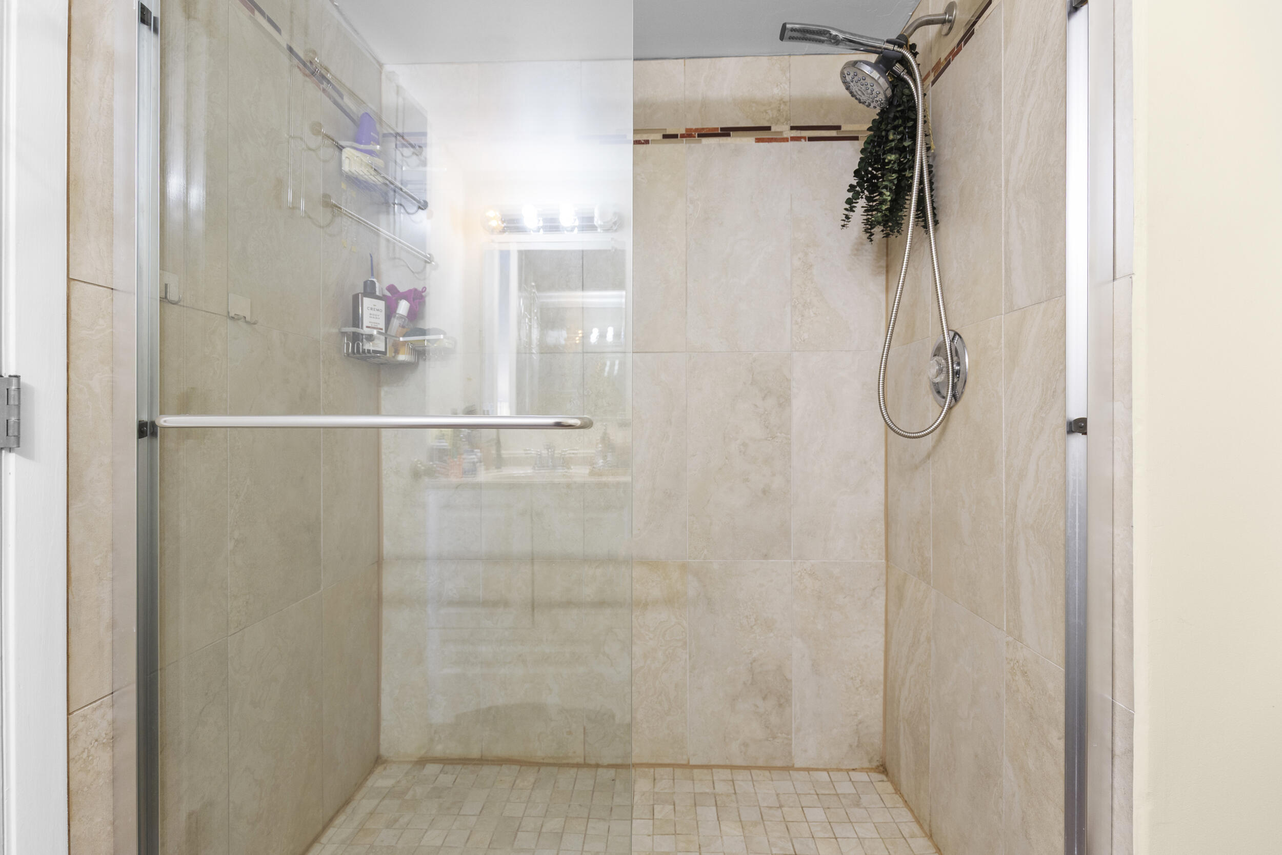 VILLAGES OF ORIOLE BONAIRE - Residential