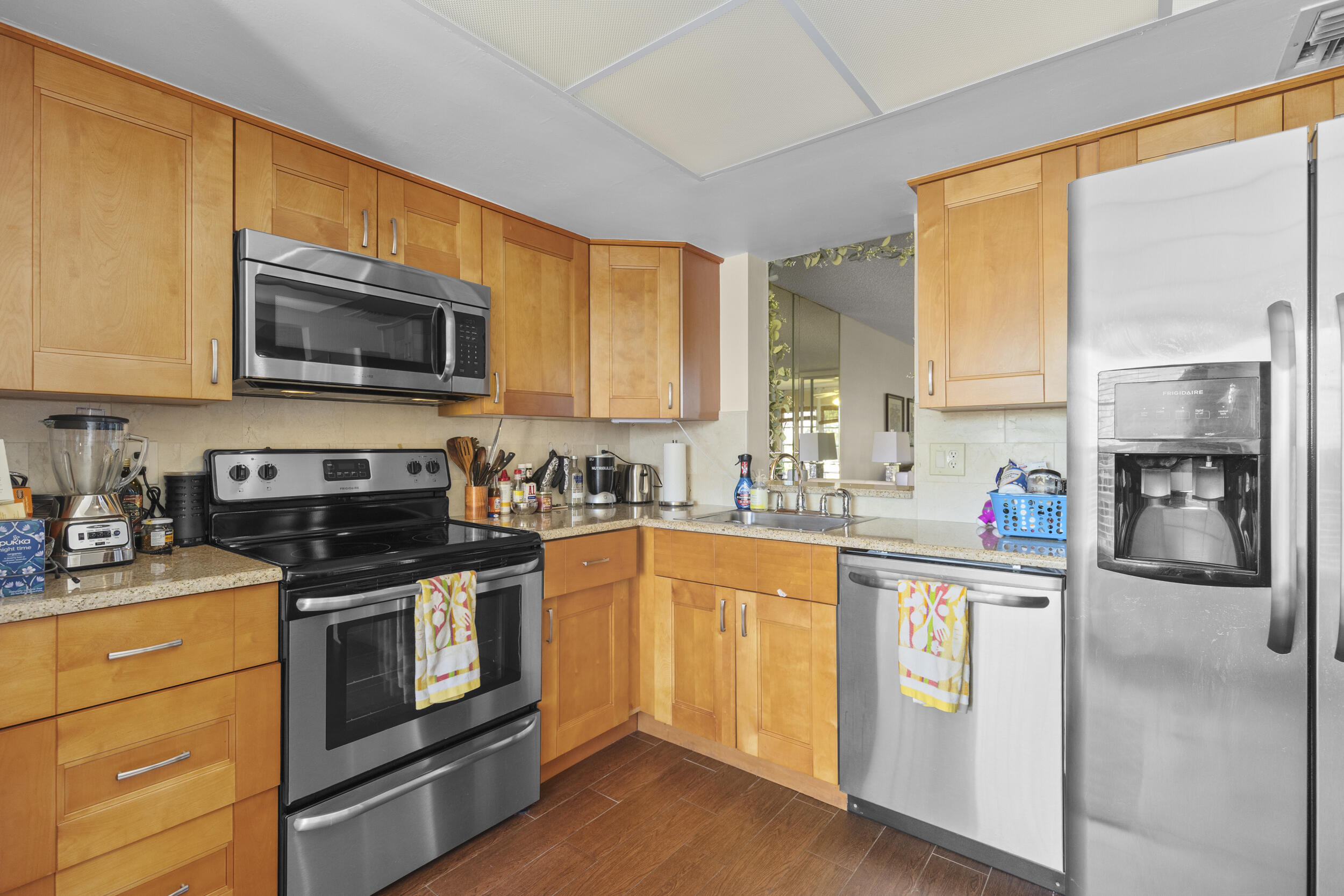 VILLAGES OF ORIOLE BONAIRE - Residential