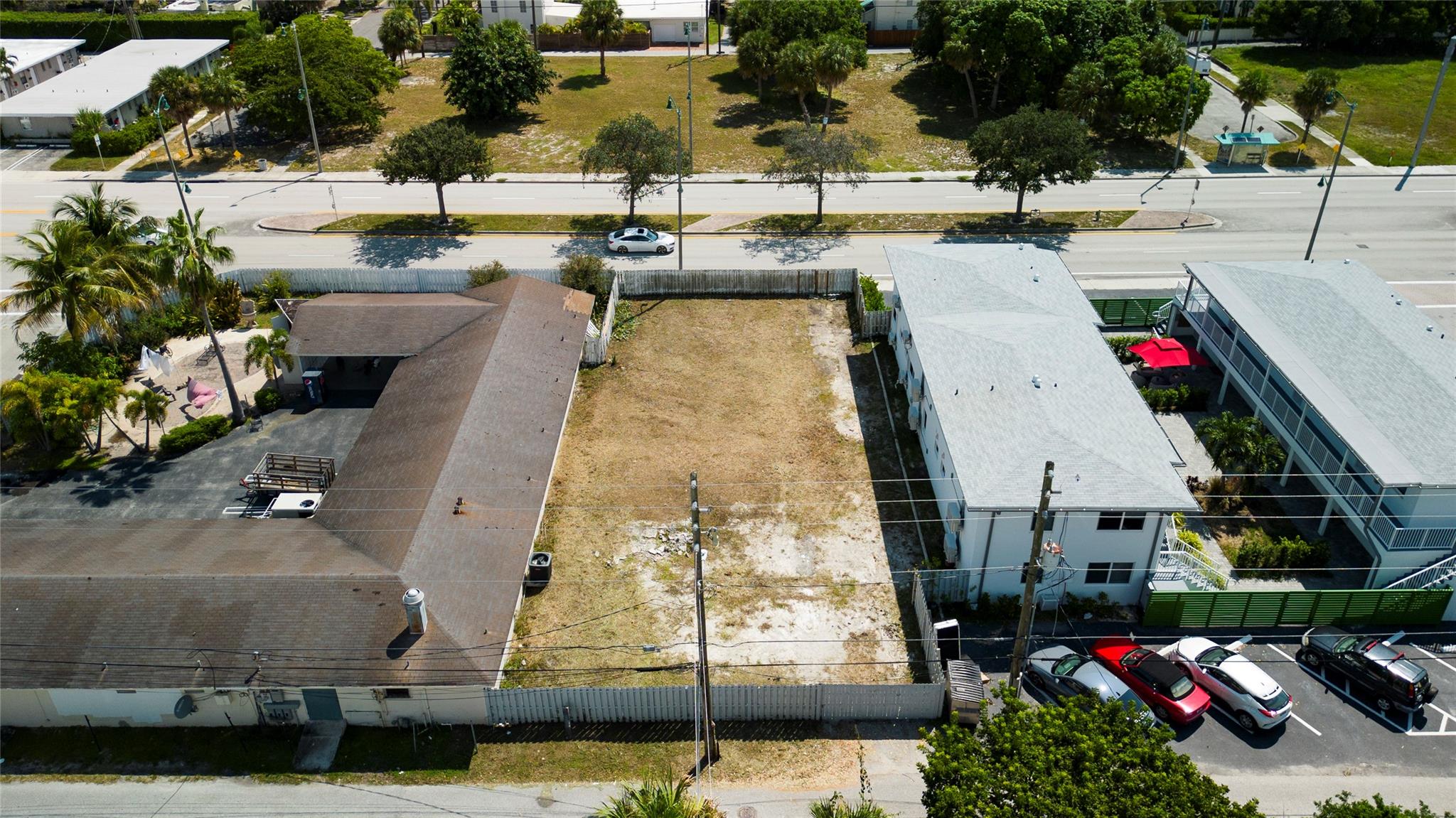Here is an opportunity zone, BMUD - Mix Use District with incoming new construction of
Northwood Village development 60,000 SF of commercial space and 300 apartments, plus small development around. Lot is in a heavily invested location. Up to 9-units apartment building construction allowed.