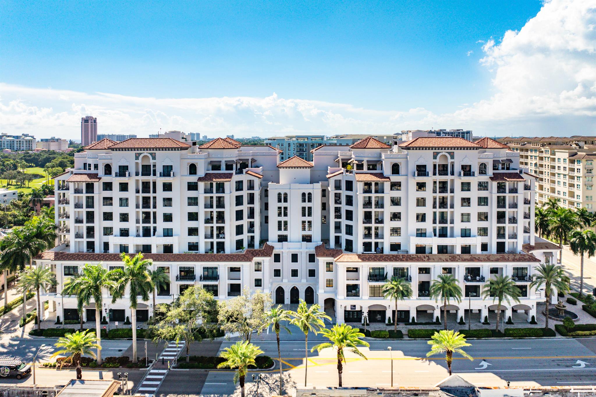 200 EAST PALMETTO PARK CO - Residential