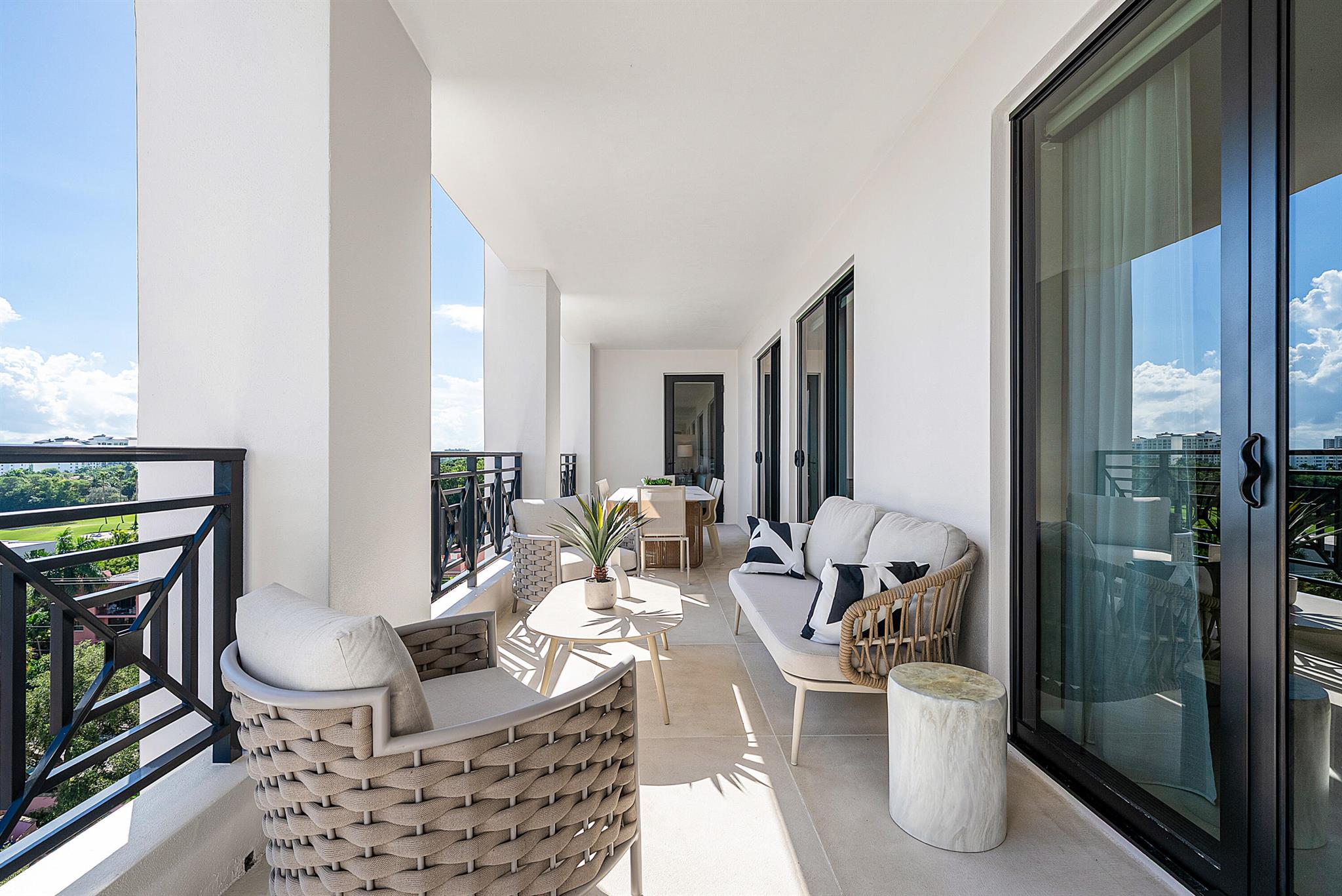 200 EAST PALMETTO PARK CO - Residential