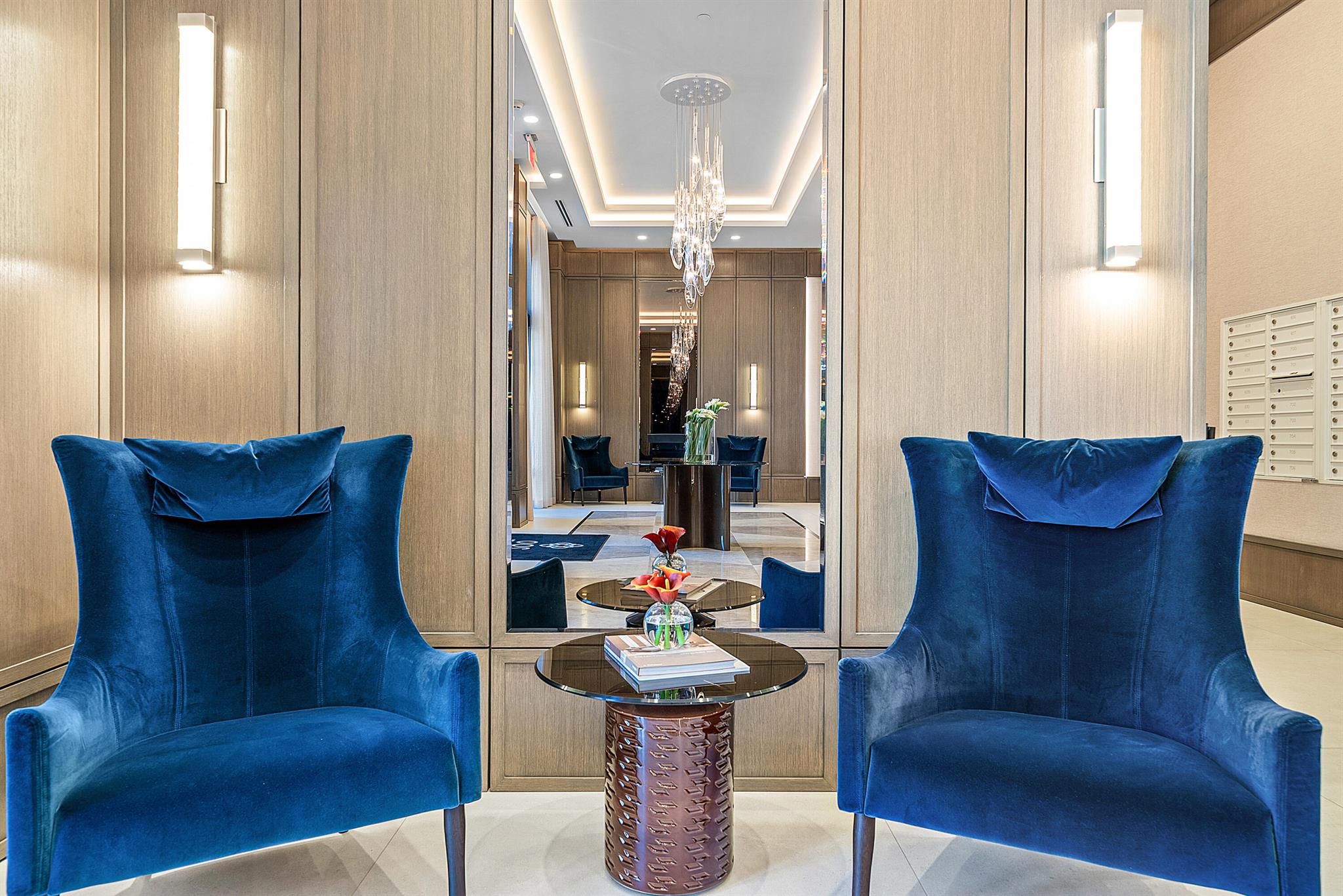 200 EAST PALMETTO PARK CO - Residential